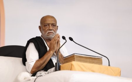 Morari Bapu’s Tributes And Assistance To Victims Of Maliyasan Road Accident