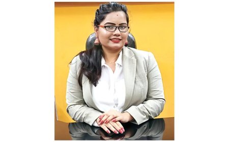 Crowns of Honour for a Queen of Impact