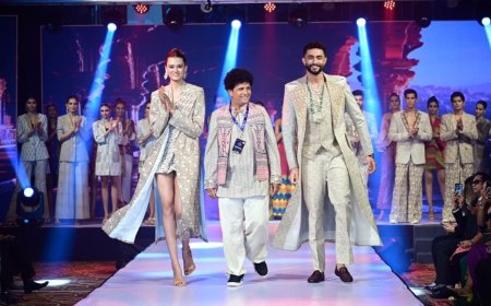 Bhopal’s Mumtaz Khan Showcases Eco-Chic at Rotary District 3141’s ONE Million Dollar Fundraising Fashion Show: A Celebration of Sustainable Style and Service in Mumbai