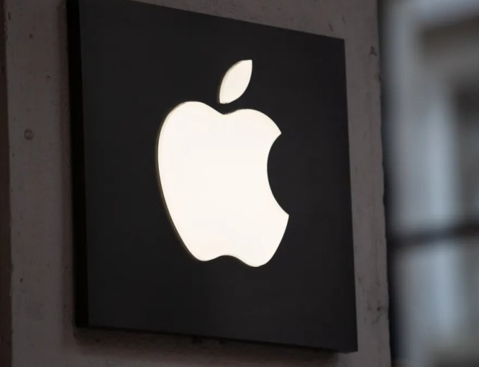 Apple AI Wearable Pin Is Poised to Boldly Shake Up Tech in 2027