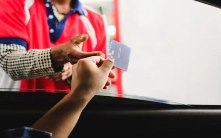 Why Fuel Credit Cards Continue to Matter Despite Changing Reward Structures?