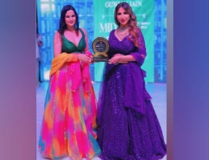 Nikita Steals the Spotlight at Mid Night Runway Week in Noida Film City